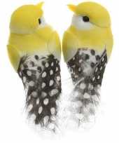 4x gele vogels versiering 6 cm met verenstaart op draad kerstversiering